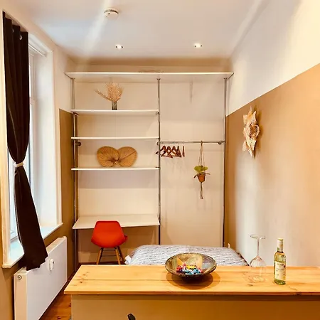 1-zimmer-apartment Mit Balkon Naehe Ice-bahnhof Apartment Kassel